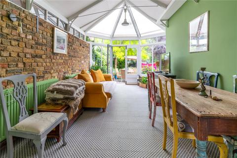 3 bedroom semi-detached house for sale, Hainault Road, Chigwell, Essex, IG7