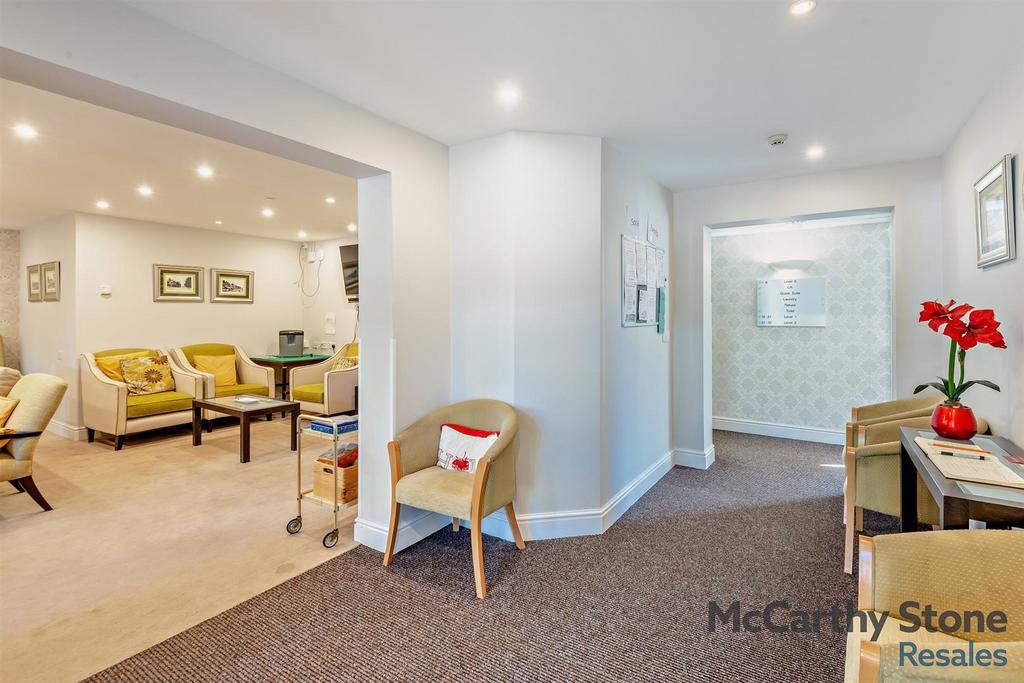 8656702-interior11-800.jpg