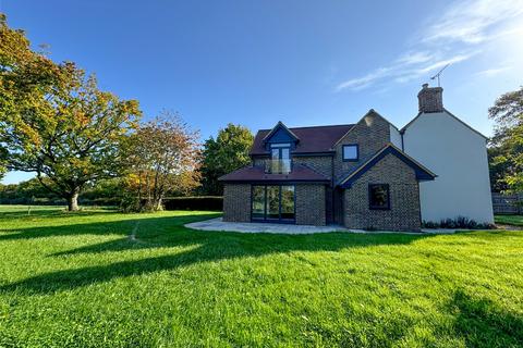 4 bedroom semi-detached house for sale, Broadford Bridge Road, West Chiltington