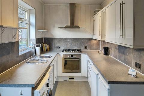 2 bedroom terraced house for sale, William Street, Morley LS27