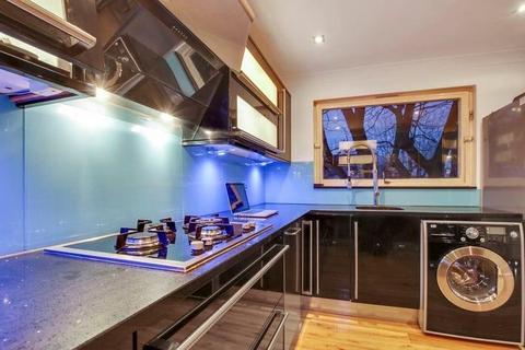 2 bedroom apartment to rent, Castleford Court, Henderson Drive, St Johns Wood