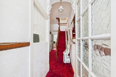 3 bedroom terraced house for sale, Gilbert Road, Llanelli