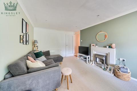 1 bedroom flat to rent, Grasmere Close, Rydal Court Grasmere Close, WD25