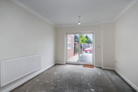 2 bedroom flat for sale, Flat 5 Sudeley House, 7 Wharf Street, Sutton Bridge, Spalding, Lincolnshire, PE12 9GY