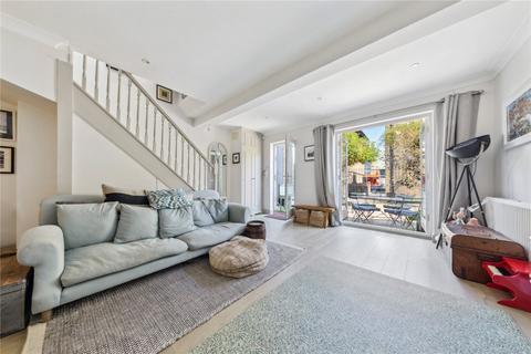 3 Oldacre Mews, London, SW12 8AT