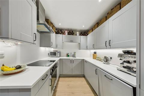 3 Oldacre Mews, London, SW12 8AT