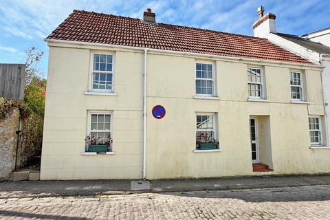 3 bedroom townhouse for sale, High Street , Alderney  GY9