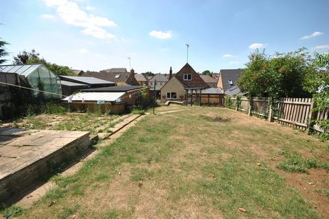 3 bedroom detached house for sale, Doddington Road, Wellingborough