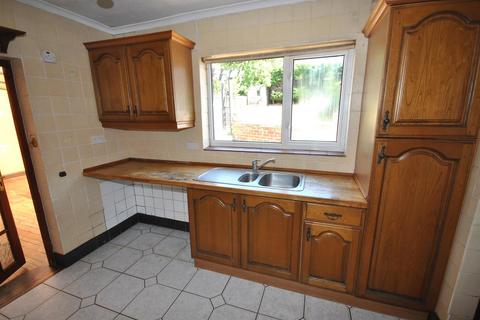 3 bedroom detached house for sale, Doddington Road, Wellingborough