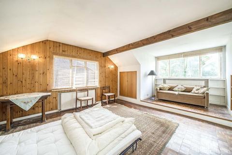 5 bedroom semi-detached house for sale, Newburgh Road, London W3