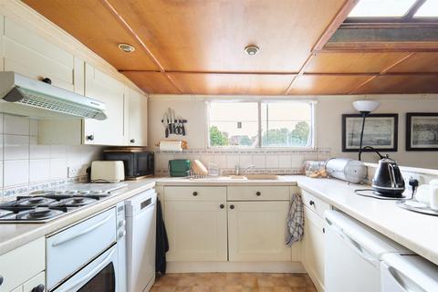 2 bedroom houseboat for sale, Vessel and Mooring at The Hollows, Brentford, TW8