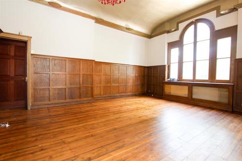 undefined, London Road, Wallington