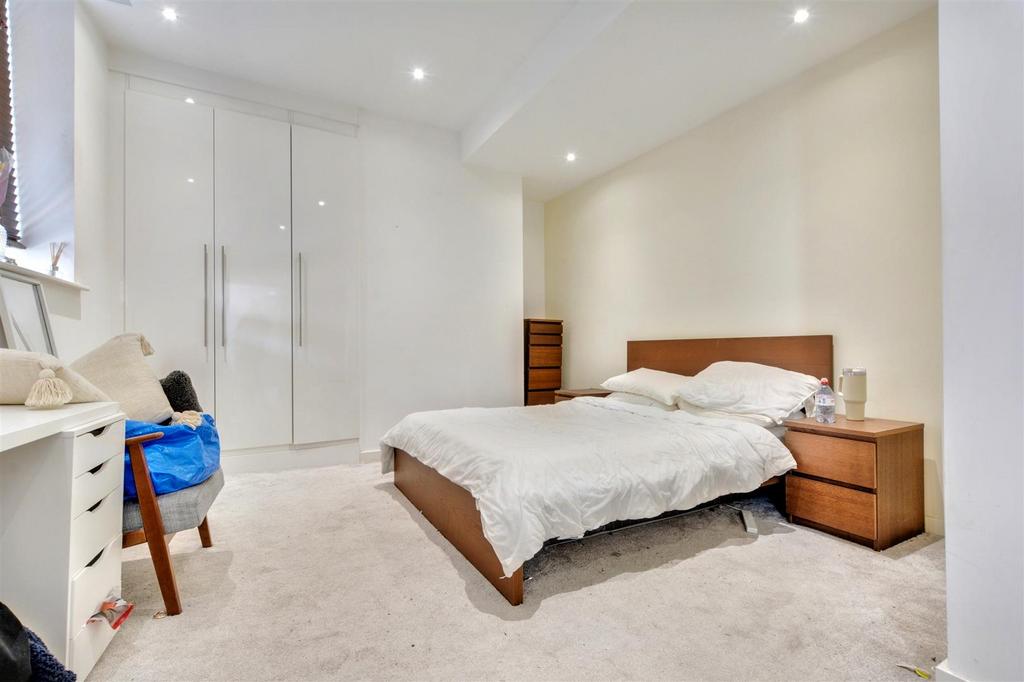 Bedroom One.jpeg