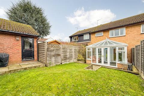 3 bedroom terraced house for sale, Beverley Gardens, Jersey Farm, St. Albans, Herts, AL4