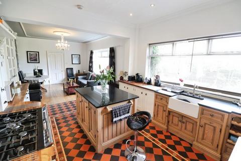 undefined, Victoria Road, Rushden NN10