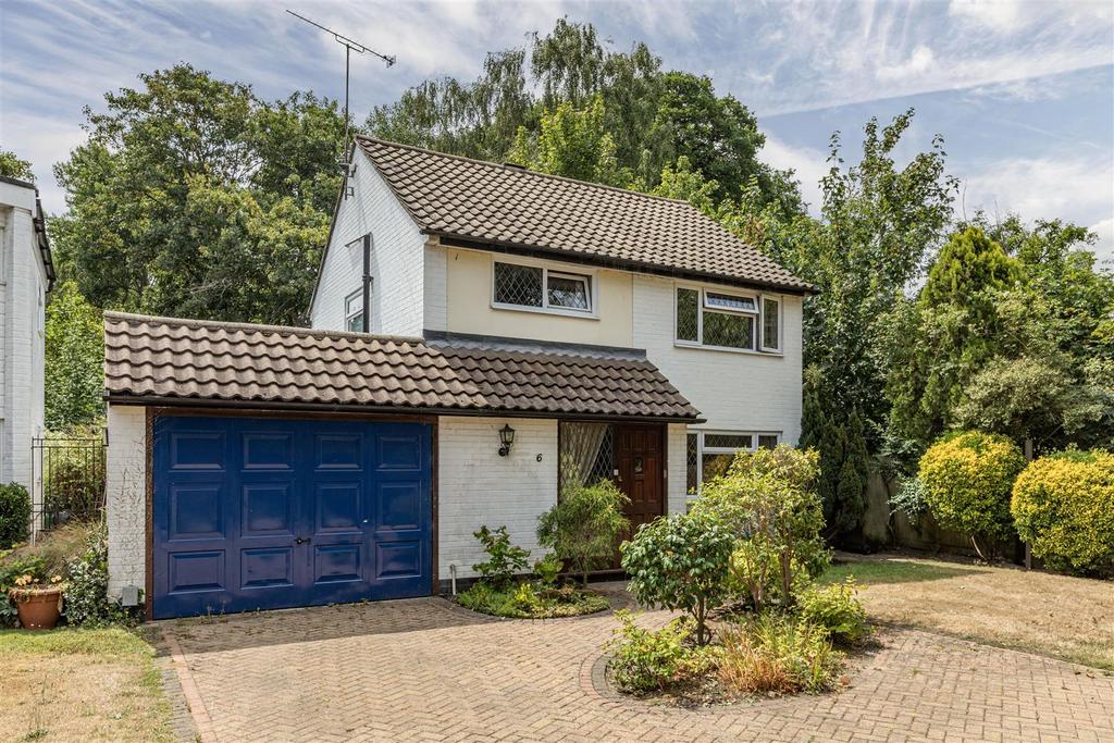 6 Weyside Close, KT14 7 DF - 24.jpg