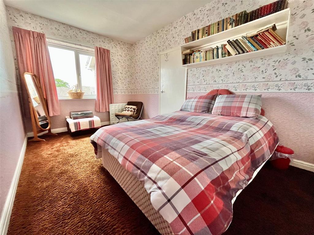 Bedroom One.jpg