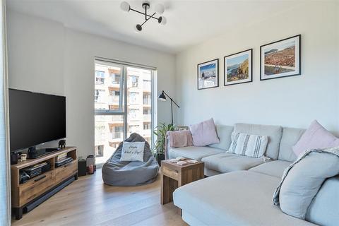 2 bedroom apartment for sale, Rosalind Drive, Maidstone