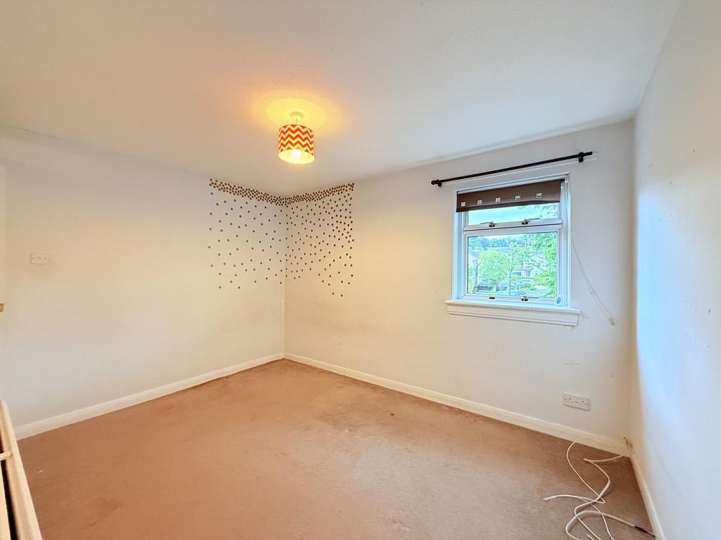 18 Makbrar Road, Dumfries, DG1 4 BA - Braidwoods So