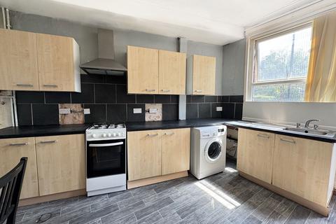 undefined, Leeds LS6
