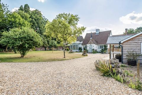 3 bedroom detached house for sale, Wolfs Lane, Chawton, Alton, Hampshire, GU34
