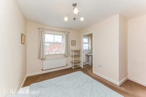 3 bedroom terraced house for sale, Woodpecker Drive, Stoke-on-Trent ST7