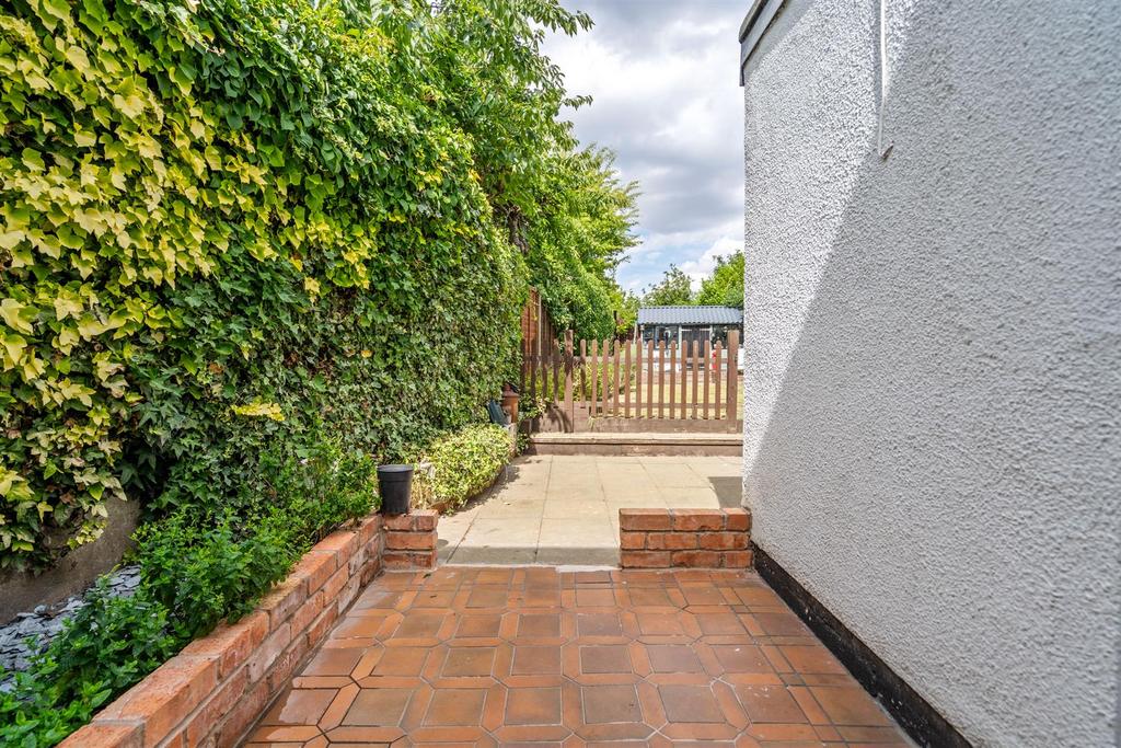 89 Ulverley Green Road 16.jpg