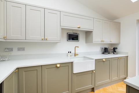 424 Sutton Common Road, Sutton, SM3 9JW
