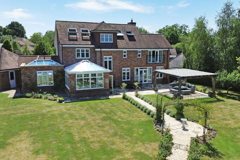 undefined, Nursery Gardens, Lingfield RH7