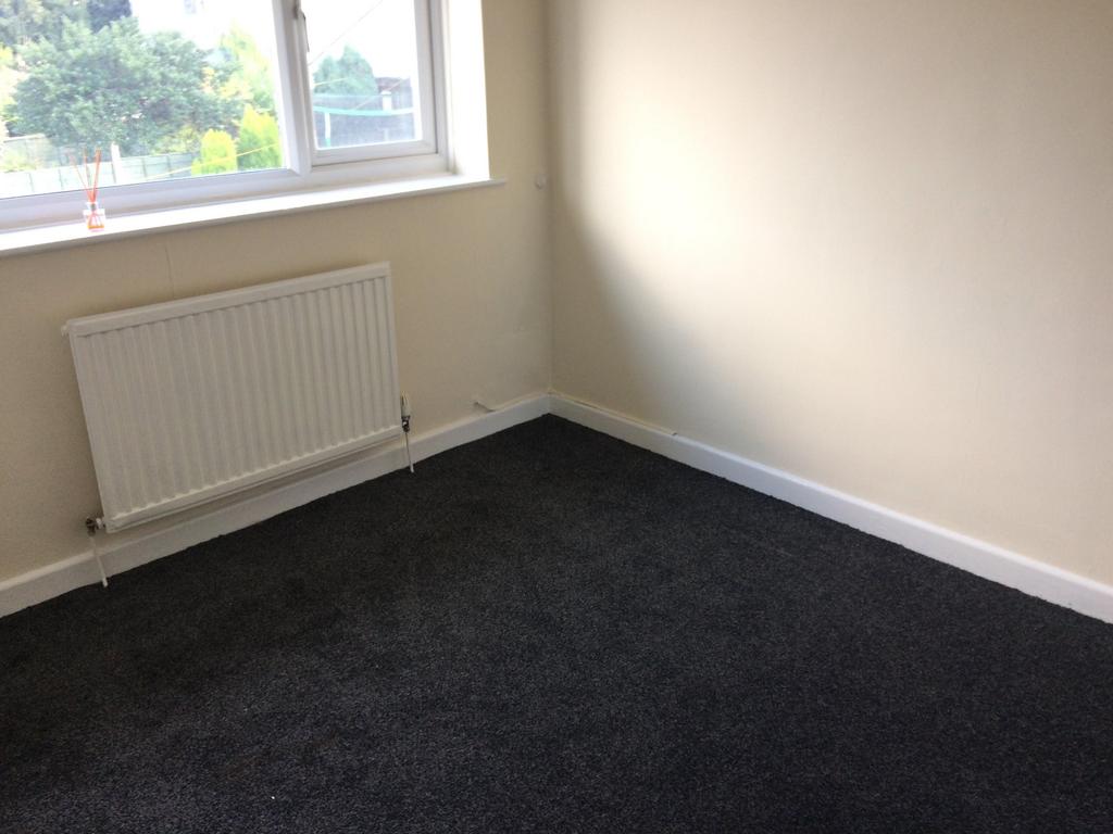 Bedroom 1 (1)