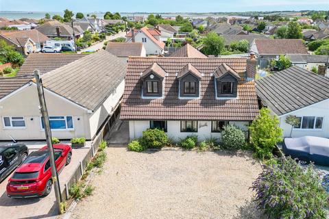 4 bedroom detached house for sale, Main Road, St Lawrence