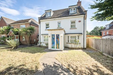 Wexham,  Berkshire,  SL3