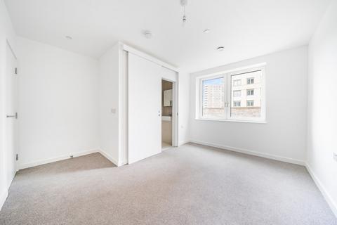 2 bedroom flat to rent, St Pauls Road, Barking, London, IG11