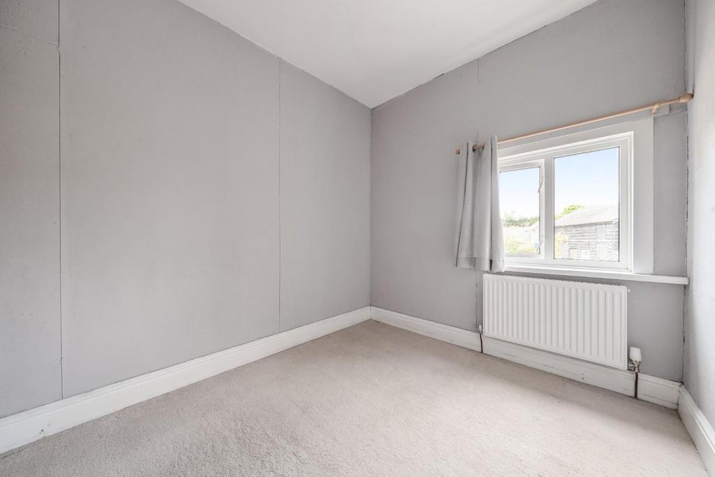 Bedroom 3.jpg
