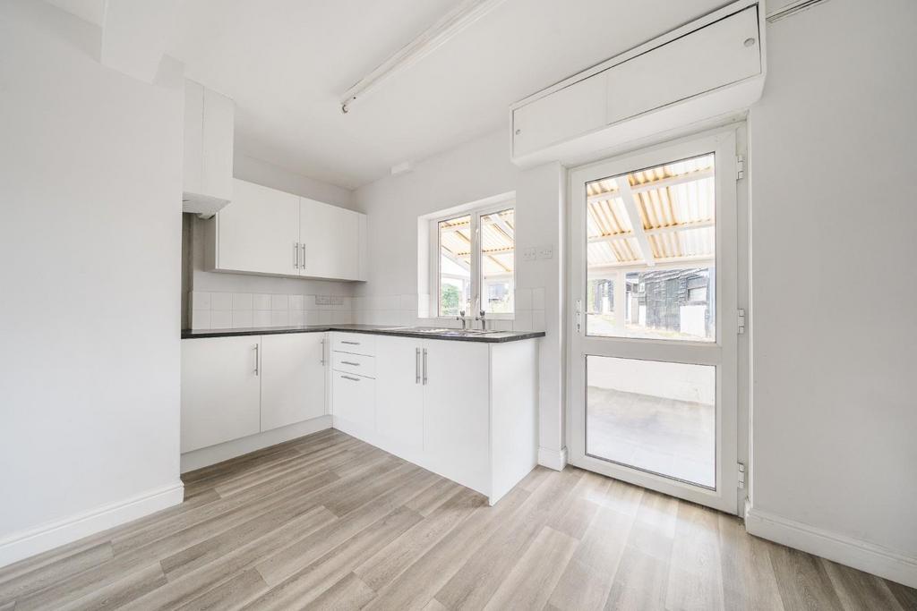 Kitchen corner.jpg