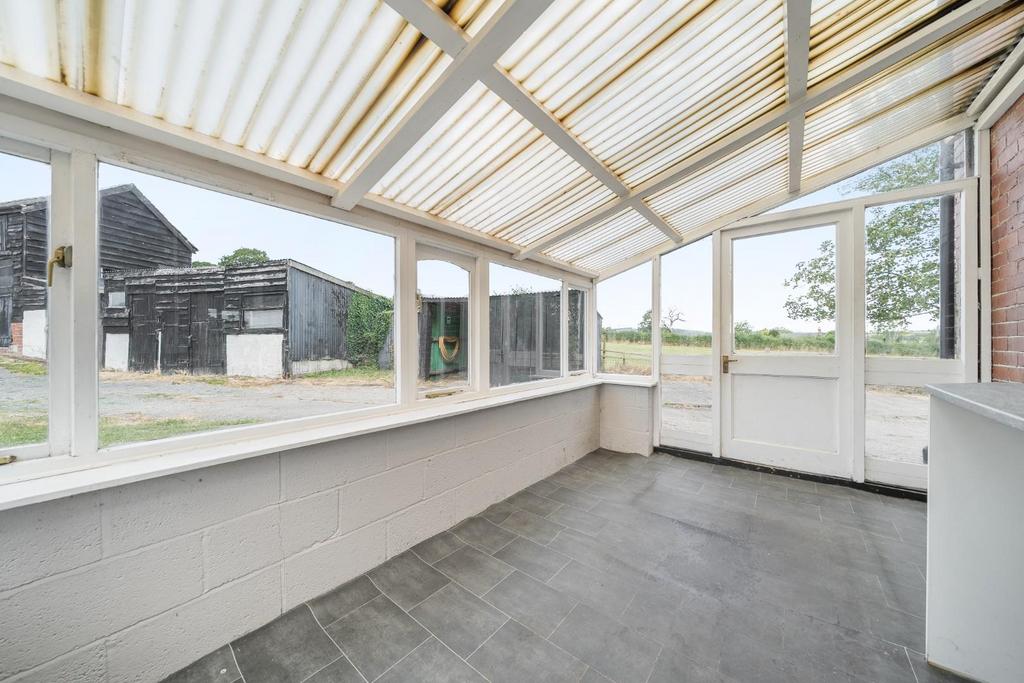 Sun Room - Utility.jpg