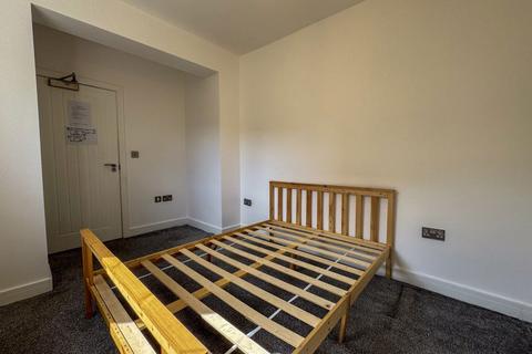 1 bedroom in a house share to rent, Garton End Road, Dogsthorpe, Peterborough, PE1 4E