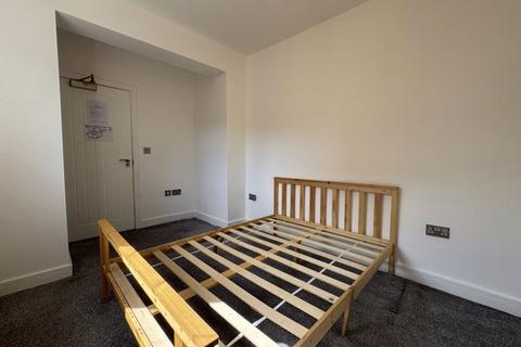 1 bedroom in a house share to rent, Garton End Road, Dogsthorpe, Peterborough, PE1 4E