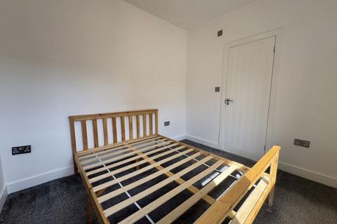 1 bedroom in a house share to rent, Garton End Road, Dogsthorpe, Peterborough, PE1 4E