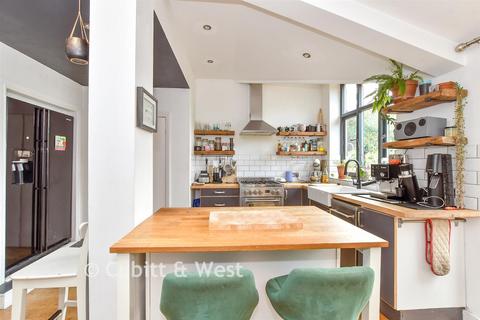 2 bedroom end of terrace house for sale, Ford Road, Arundel BN18