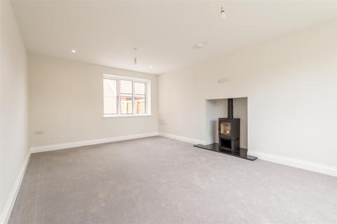 undefined, Parham Close, Ipswich IP8