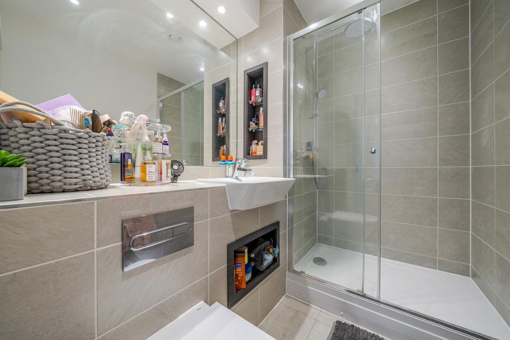 Ensuite