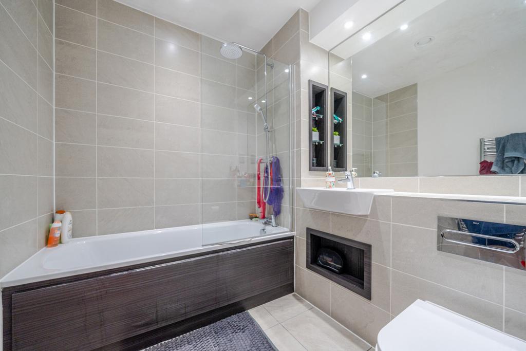 Main Bathroom