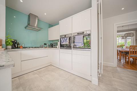 4 bedroom detached house for sale, Warwick Road, Solihull, B91