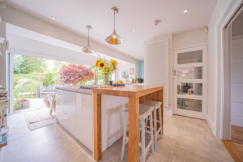 4 bedroom detached house for sale, Warwick Road, Solihull, B91