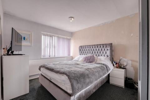 5 Annscroft, Birmingham, B38 8YU