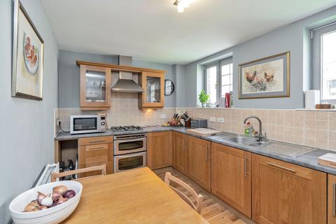 3 bedroom terraced house to rent, Iona Street Lane, Edinburgh, Midlothian