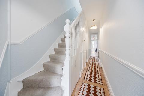 5 bedroom terraced house for sale, Elvendon Road, London, N13