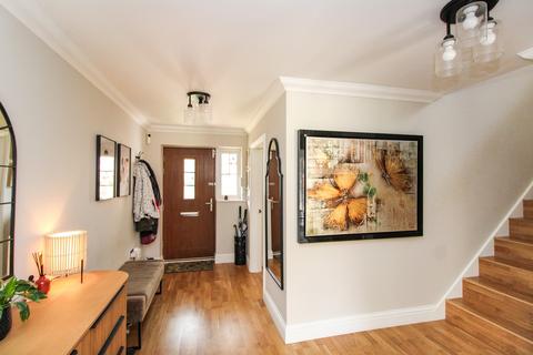 undefined, Kilnwood Close, Faygate, Horsham, West Sussex. RH12 0AN