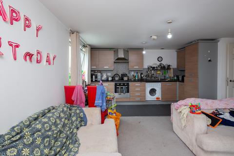 2 bedroom flat for sale, Middlewood Street, Salford M5